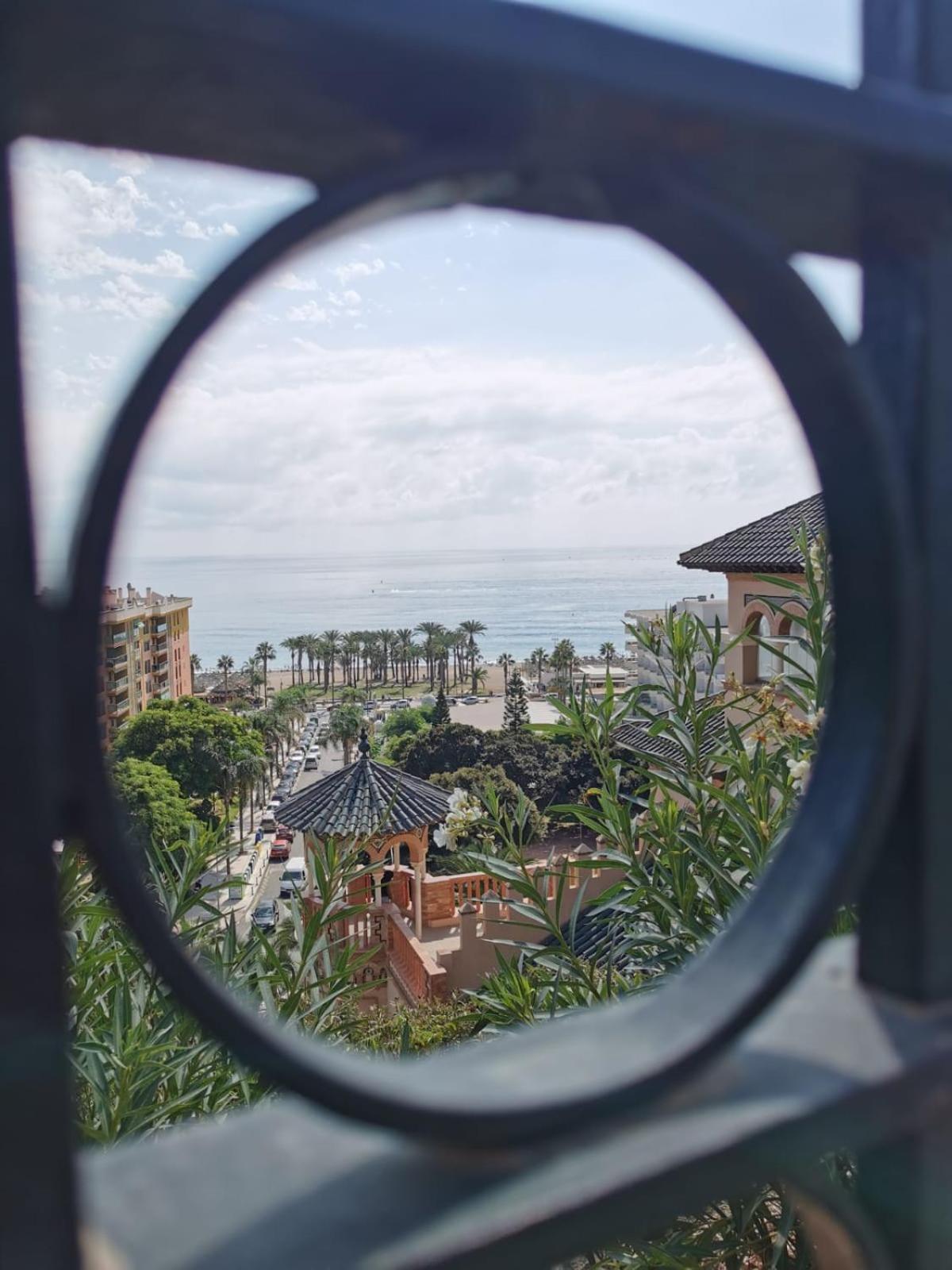Apartamento En El Centro De Torremolinos Luaran gambar