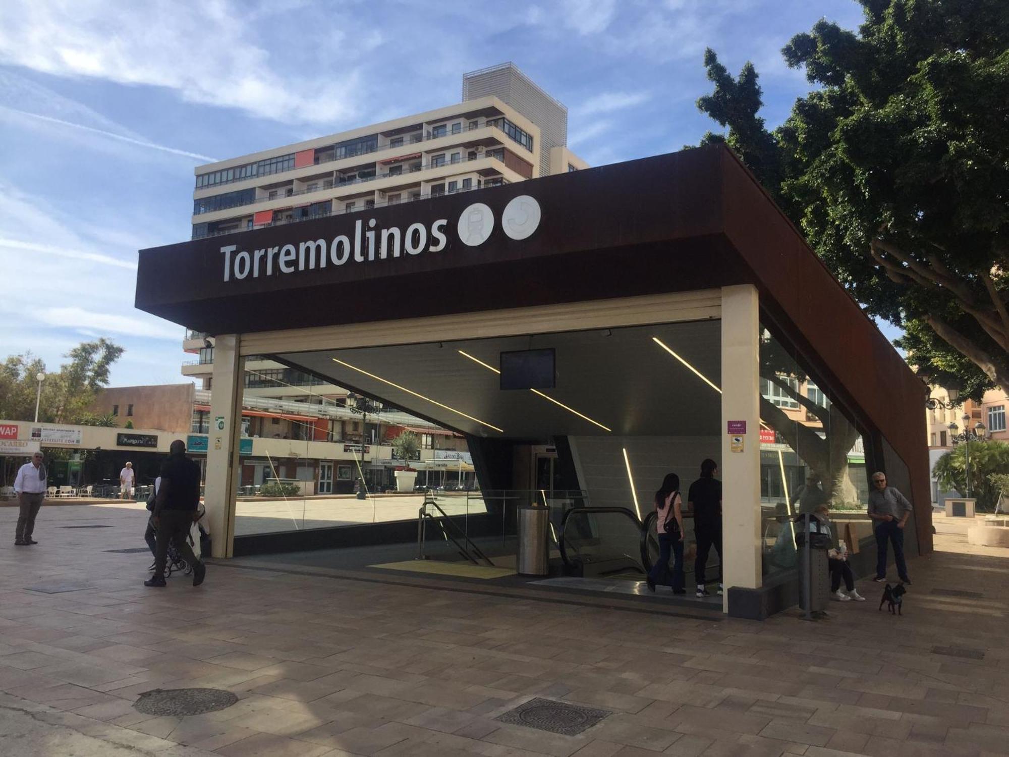 Apartamento En El Centro De Torremolinos Luaran gambar